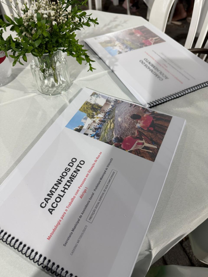 Caminhos do Acolhimento: Abrigo 1 lança caderno que detalha metodologia de trabalho com POP rua
