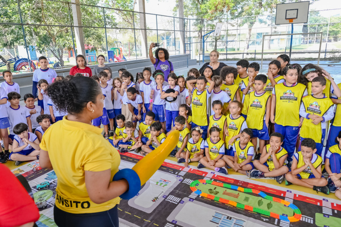 SETRAN em parceria com a Motovix promove ações educativas nas escolas