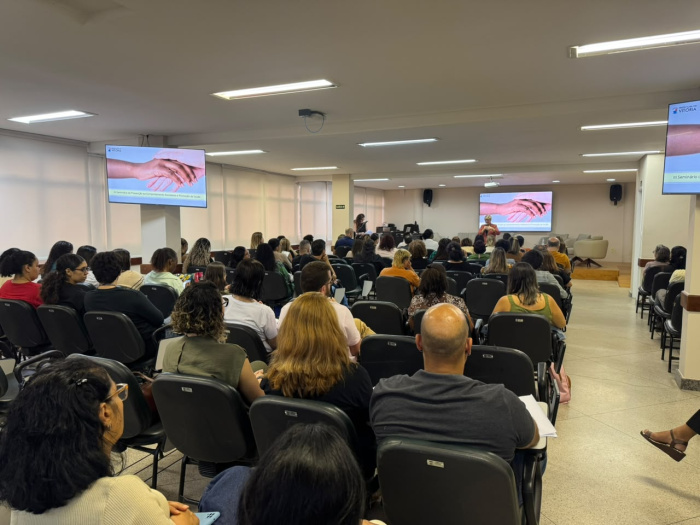 Setembro Amarelo: seminário reúne mais de 100 profissionais para debater a saúde mental