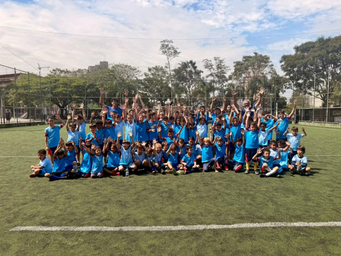 Aula de Futebol no Núcleo de futebol society do Atlantica Parque