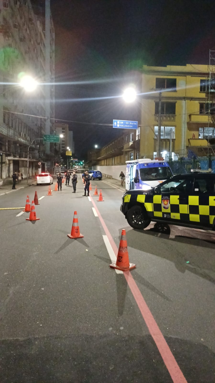 Blitz em Vitória: motorista é detido ao ser flagrado embriagado no Centro