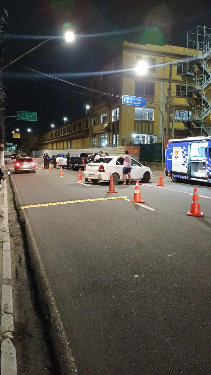 Blitz em Vitória: motorista é detido ao ser flagrado embriagado no Centro