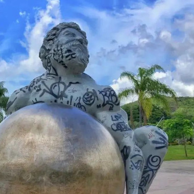 Escultura na Praça do Papa (Use a #eusouvitoria e sua foto pode aparecer aqui)